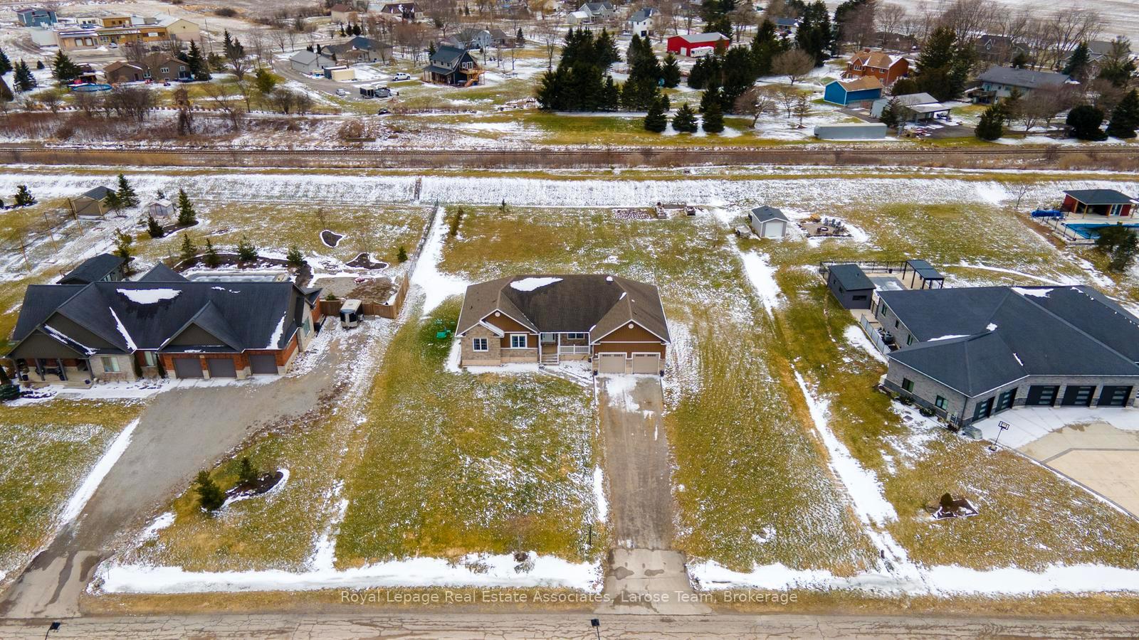 5484 Attema Crescent, West Lincoln, ON L0R 1Y0