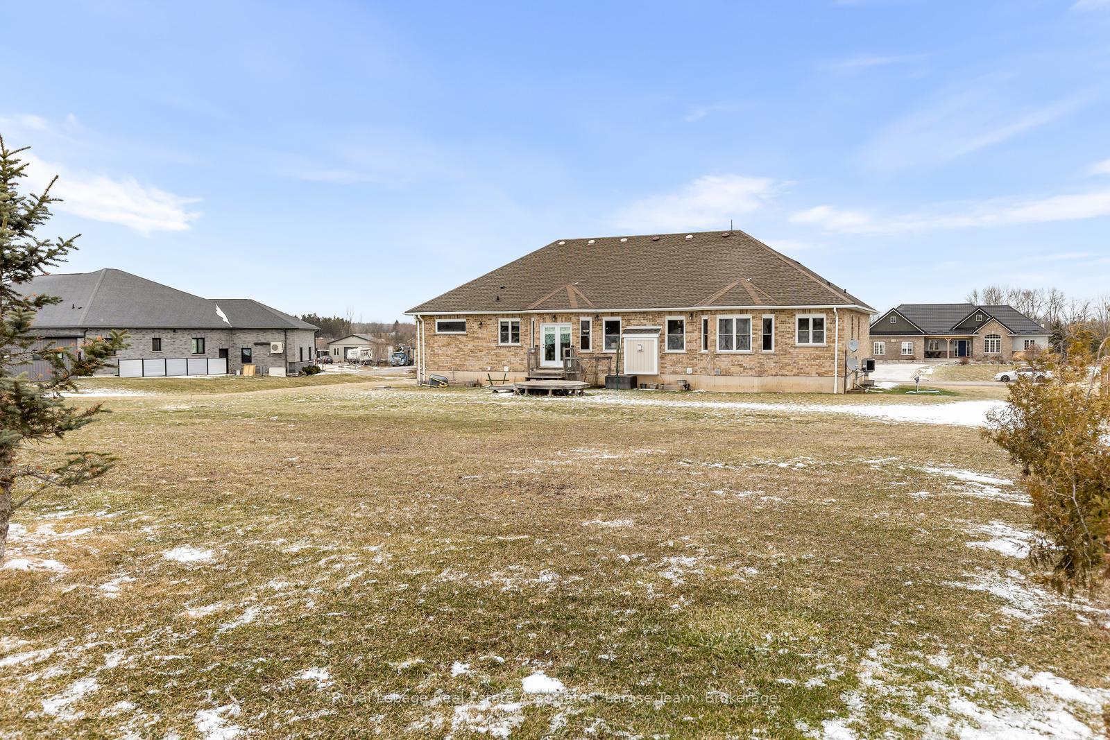 5484 Attema Crescent, West Lincoln, ON L0R 1Y0