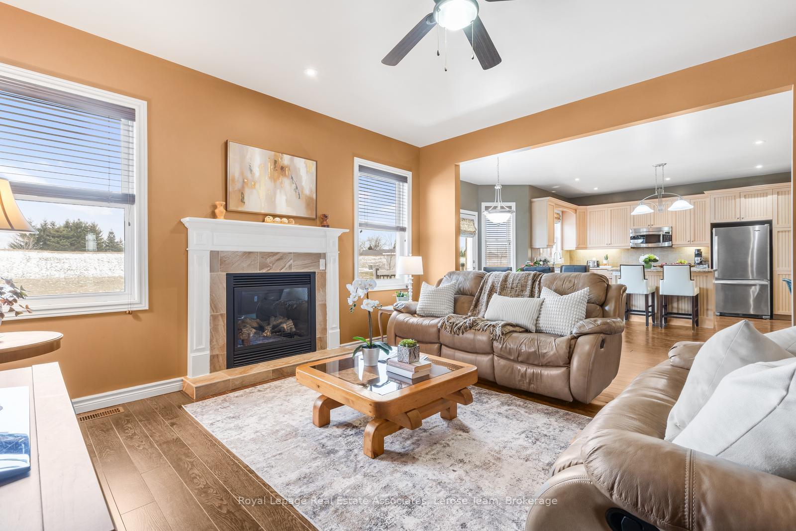 5484 Attema Crescent