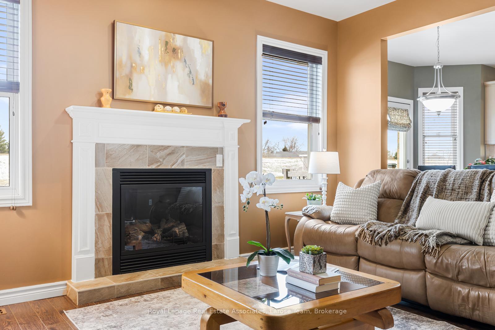 5484 Attema Crescent