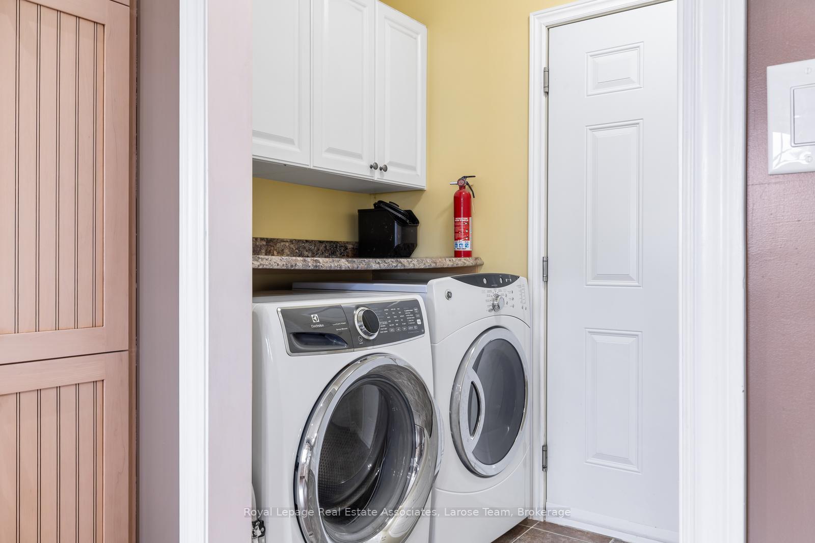 5484 Attema Crescent