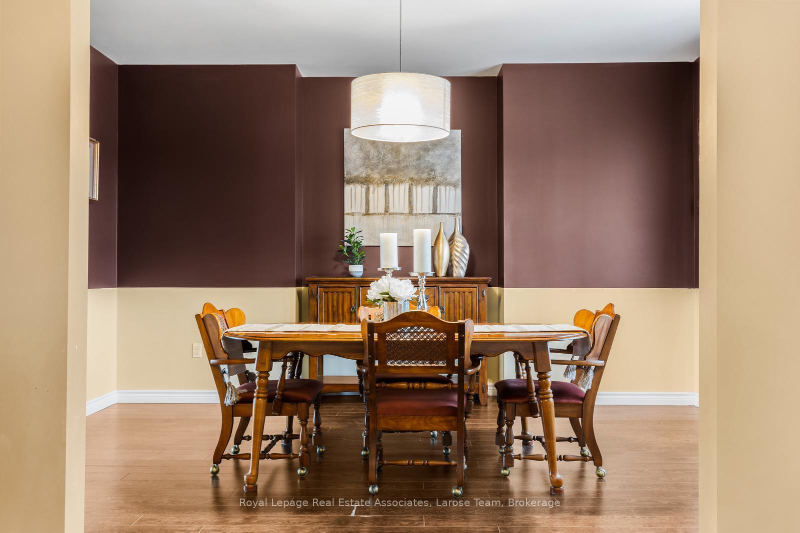 5484 Attema Crescent