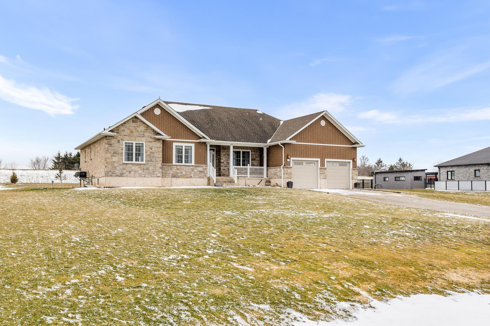 5484 Attema Crescent
