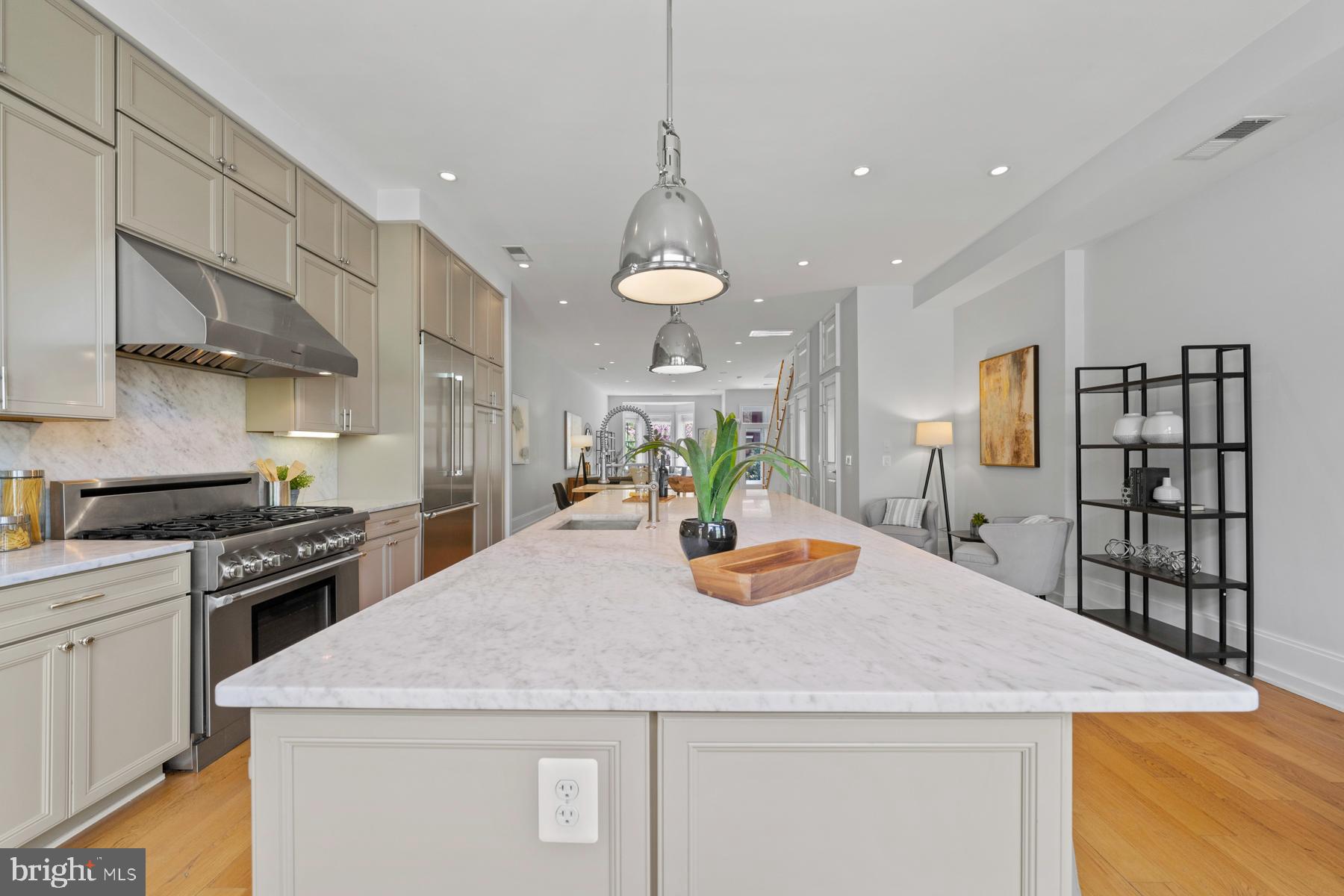 1459 S STREET NW Unit: 2