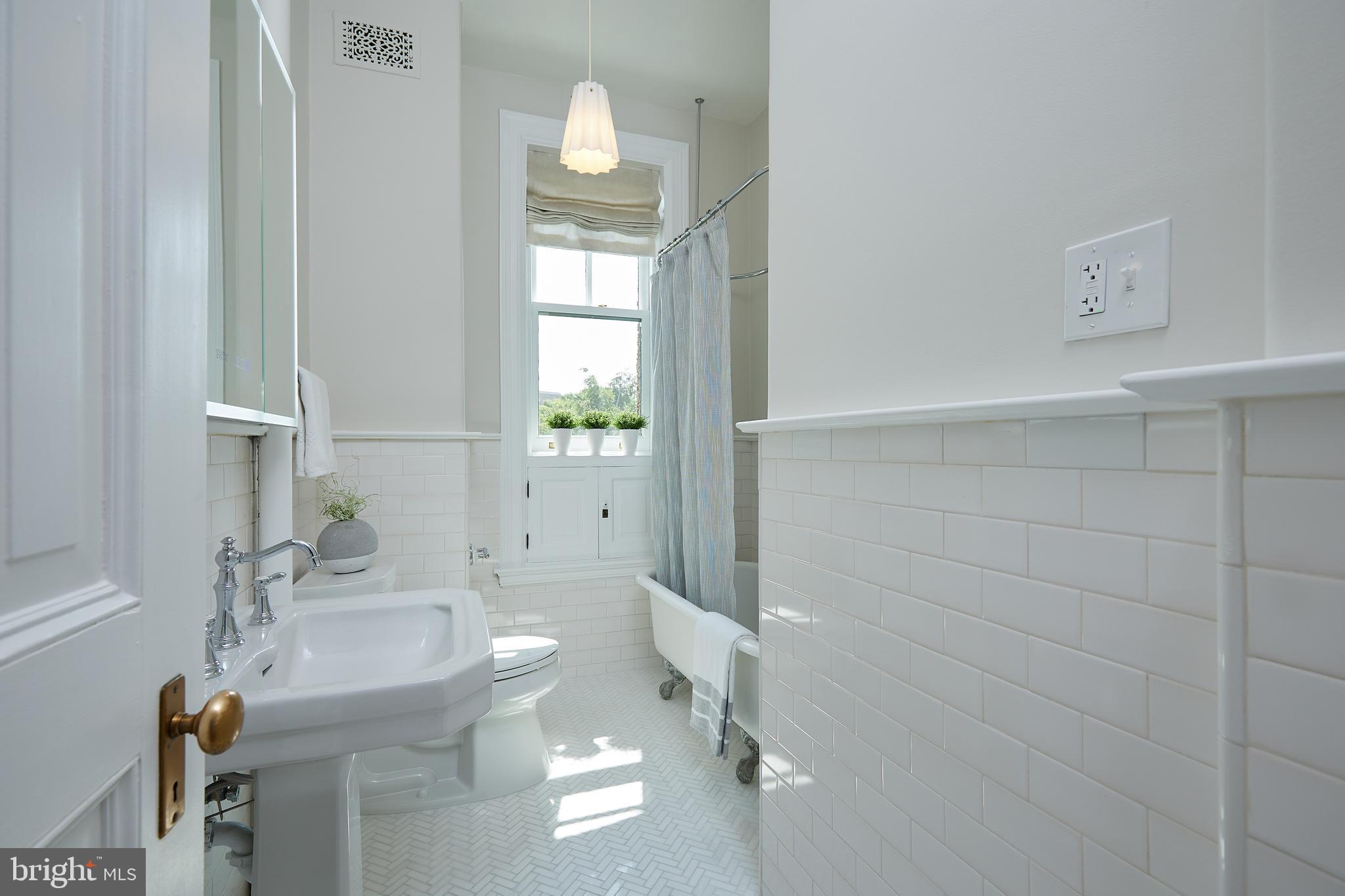 2853 Ontario ROAD NW Unit: 423
