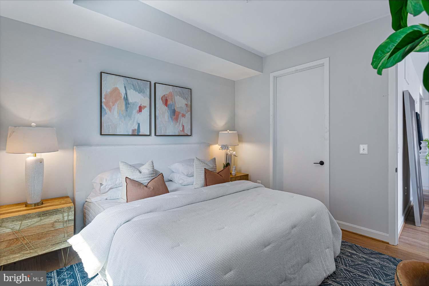 2525 Pennsylvania AVENUE NW Unit: 304