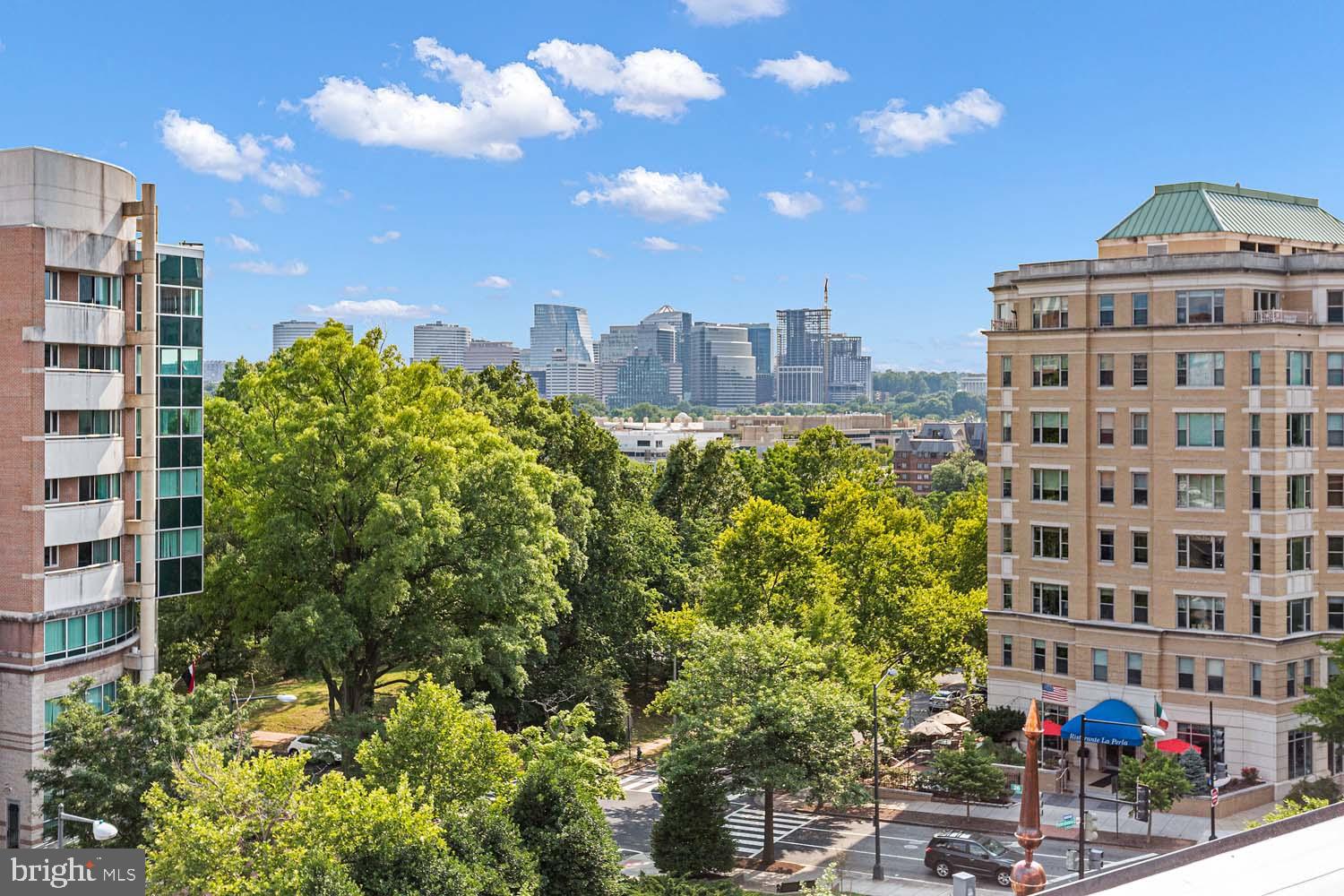 2525 Pennsylvania AVENUE NW Unit: 304