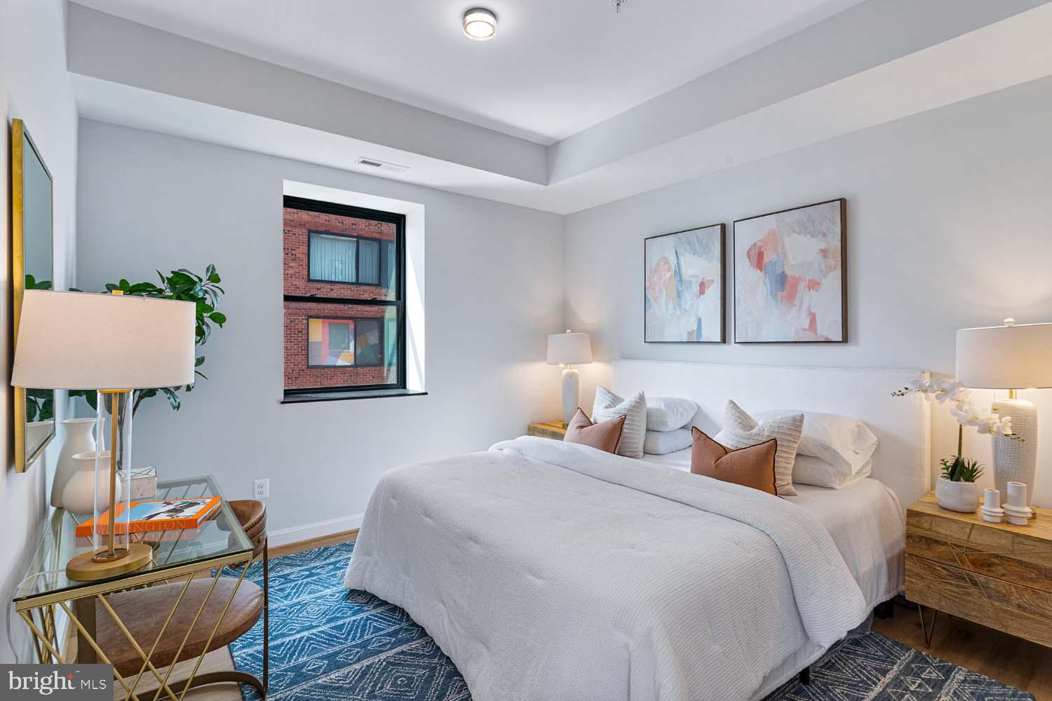 2525 Pennsylvania AVENUE NW Unit: 304