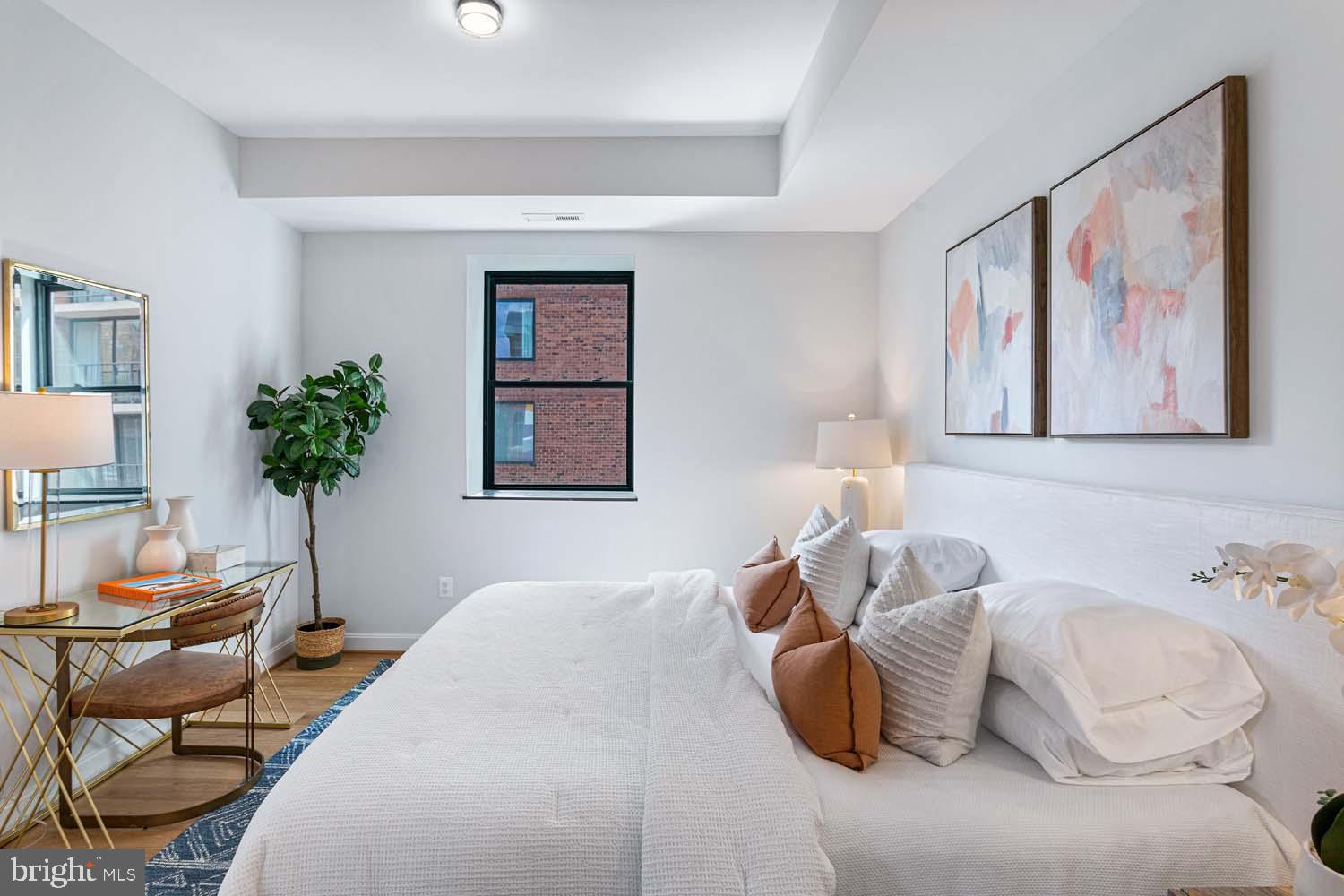 2525 Pennsylvania AVENUE NW Unit: 304