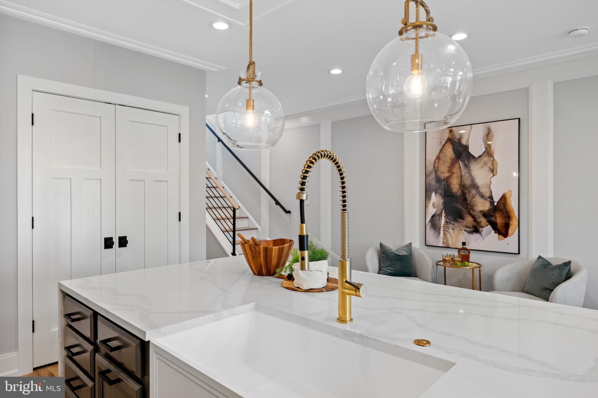 1444 Belmont St St NW Unit: 302