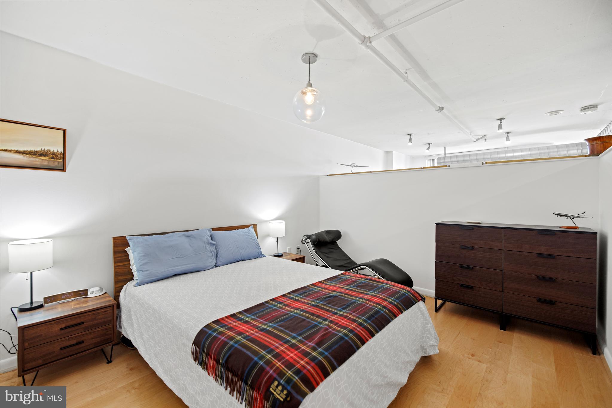 811 4TH STREET NW Unit: 616