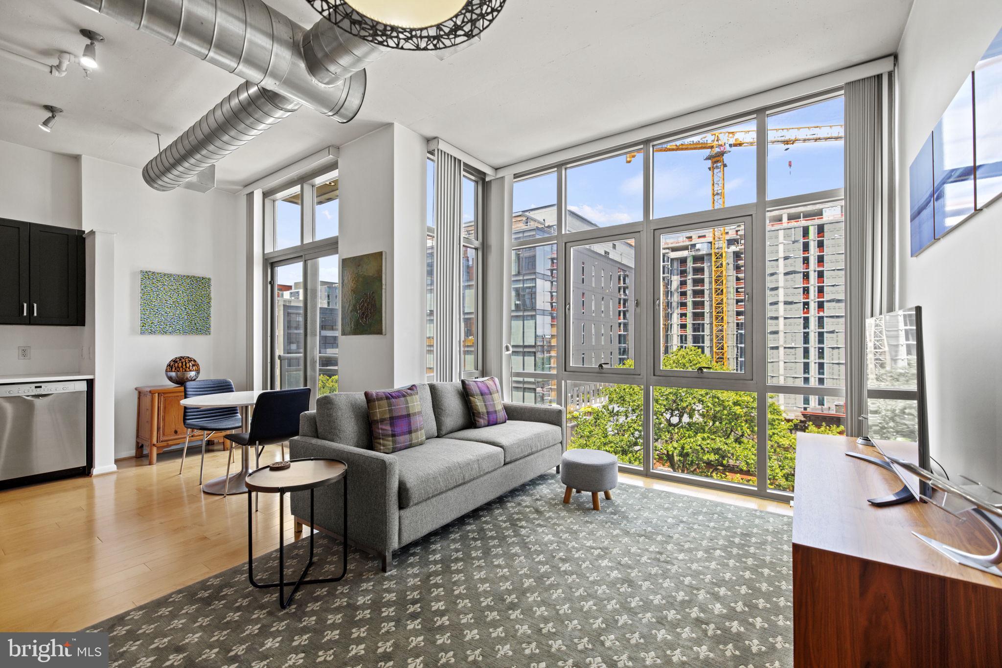 811 4TH STREET NW Unit: 616
