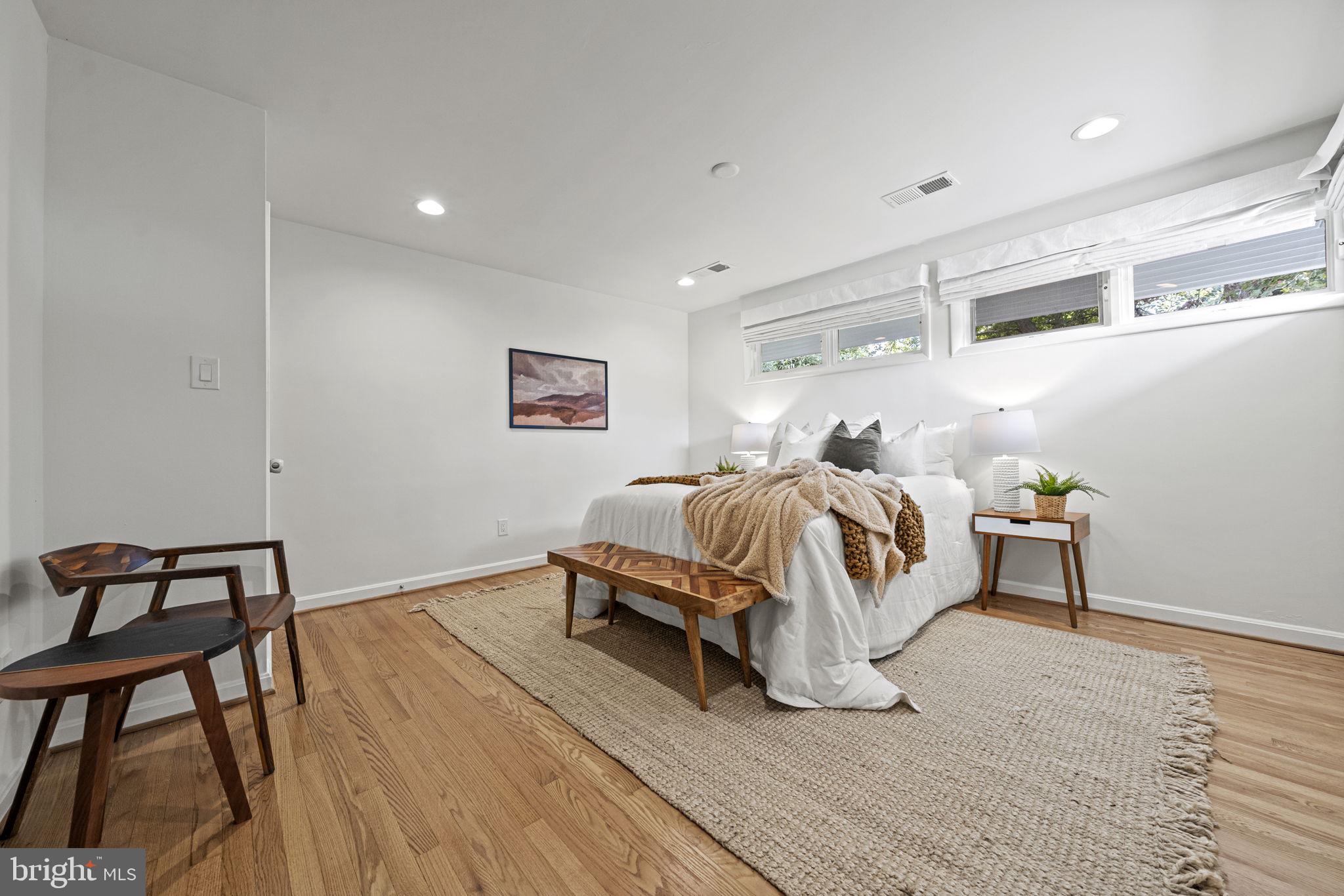 1943 TULIP STREET NW