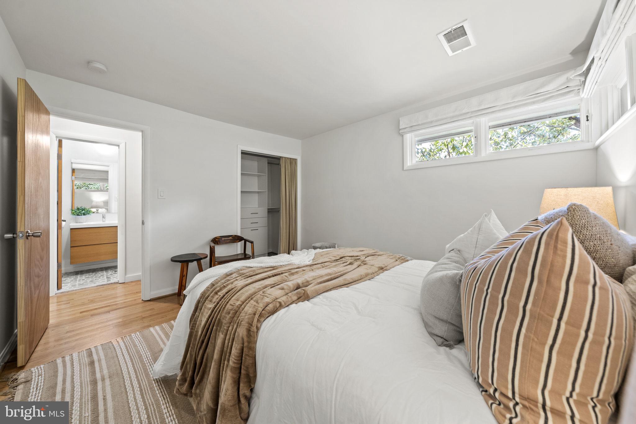 1943 TULIP STREET NW