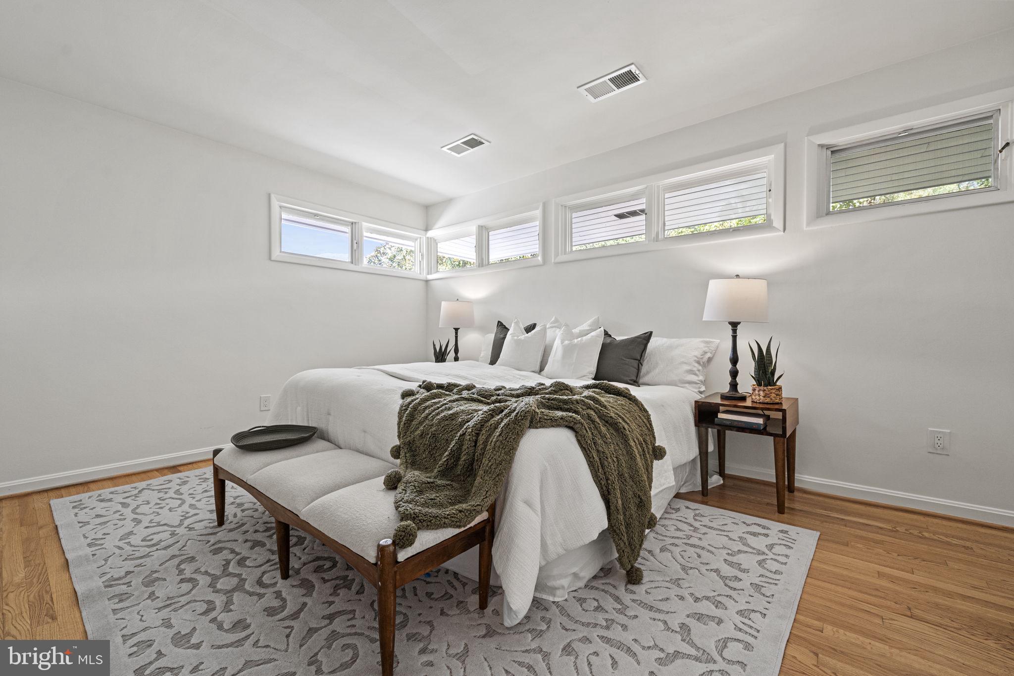 1943 TULIP STREET NW