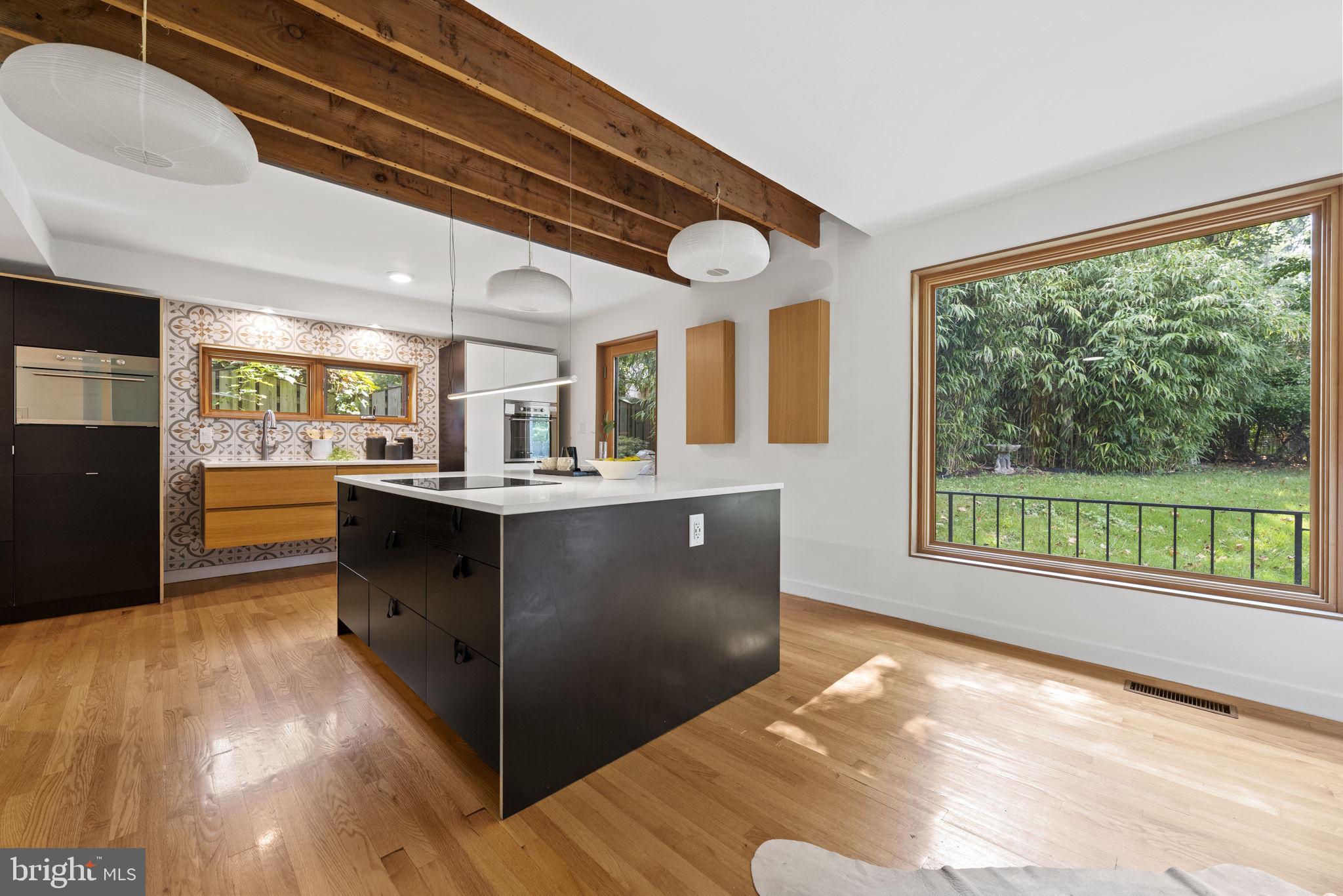 1943 TULIP STREET NW
