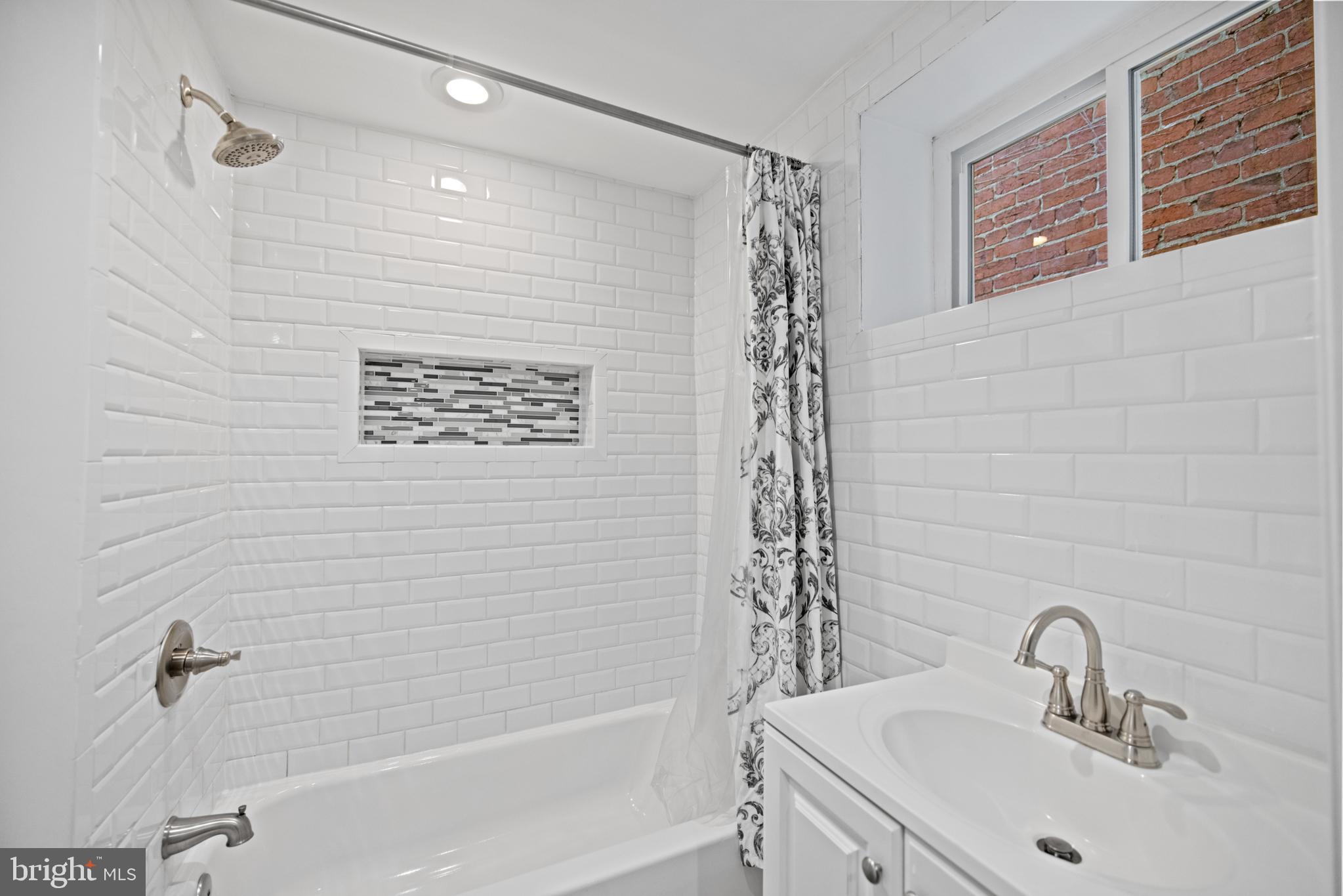 64 Bryant STREET NW