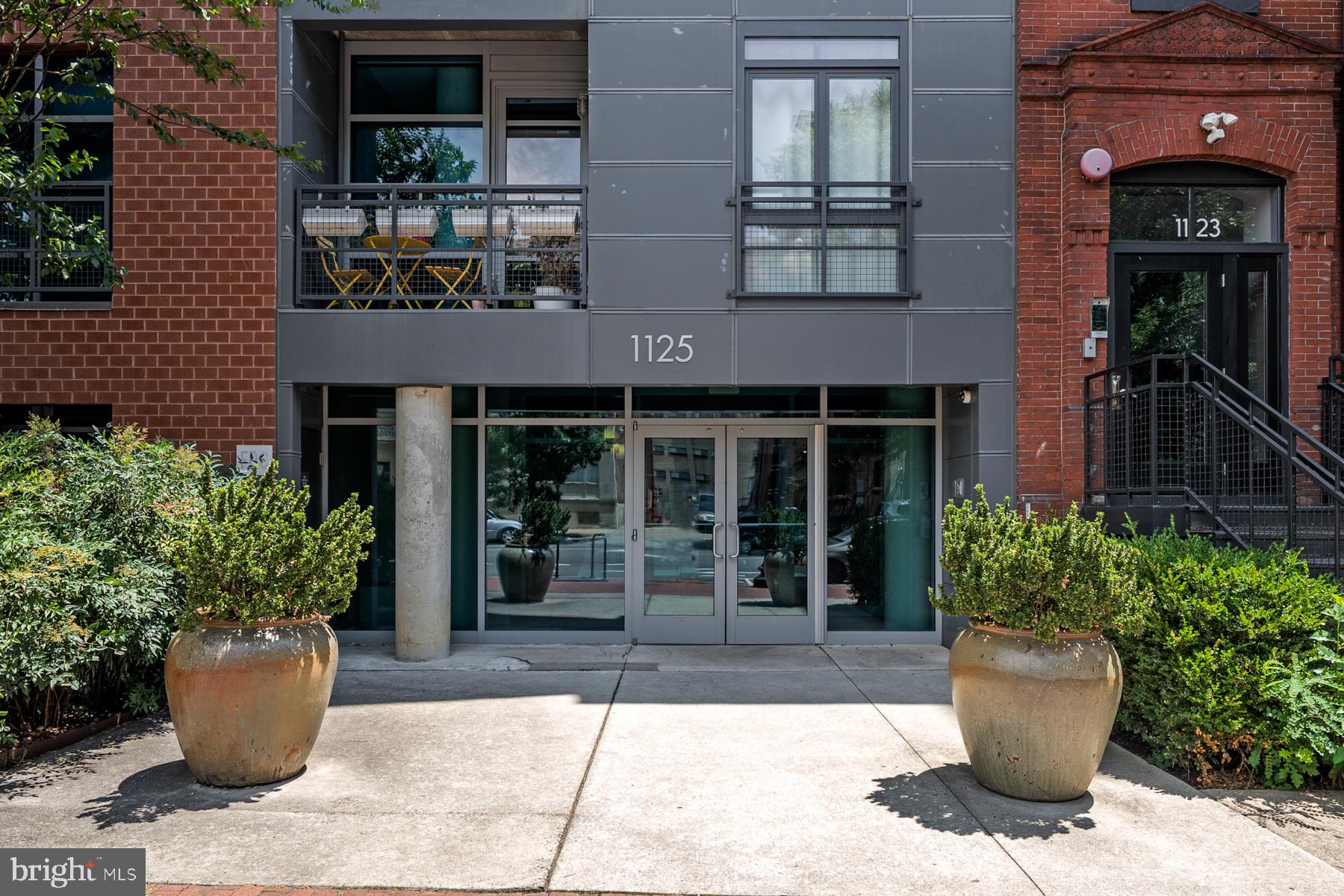 1125 11TH STREET NW Unit: 401