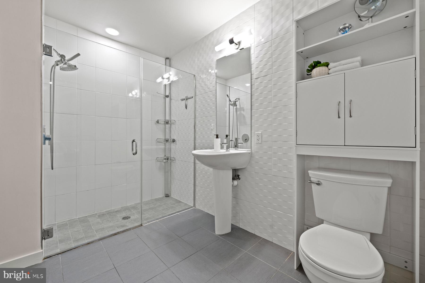 1125 11TH STREET NW Unit: 401