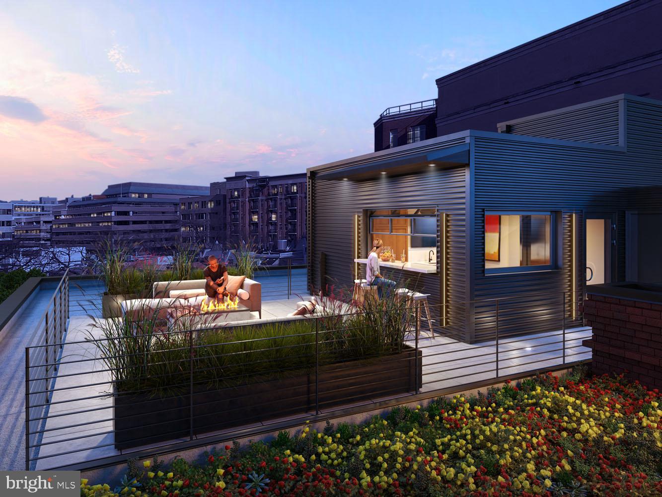 2525 Pennsylvania AVENUE NW Unit: PH 504