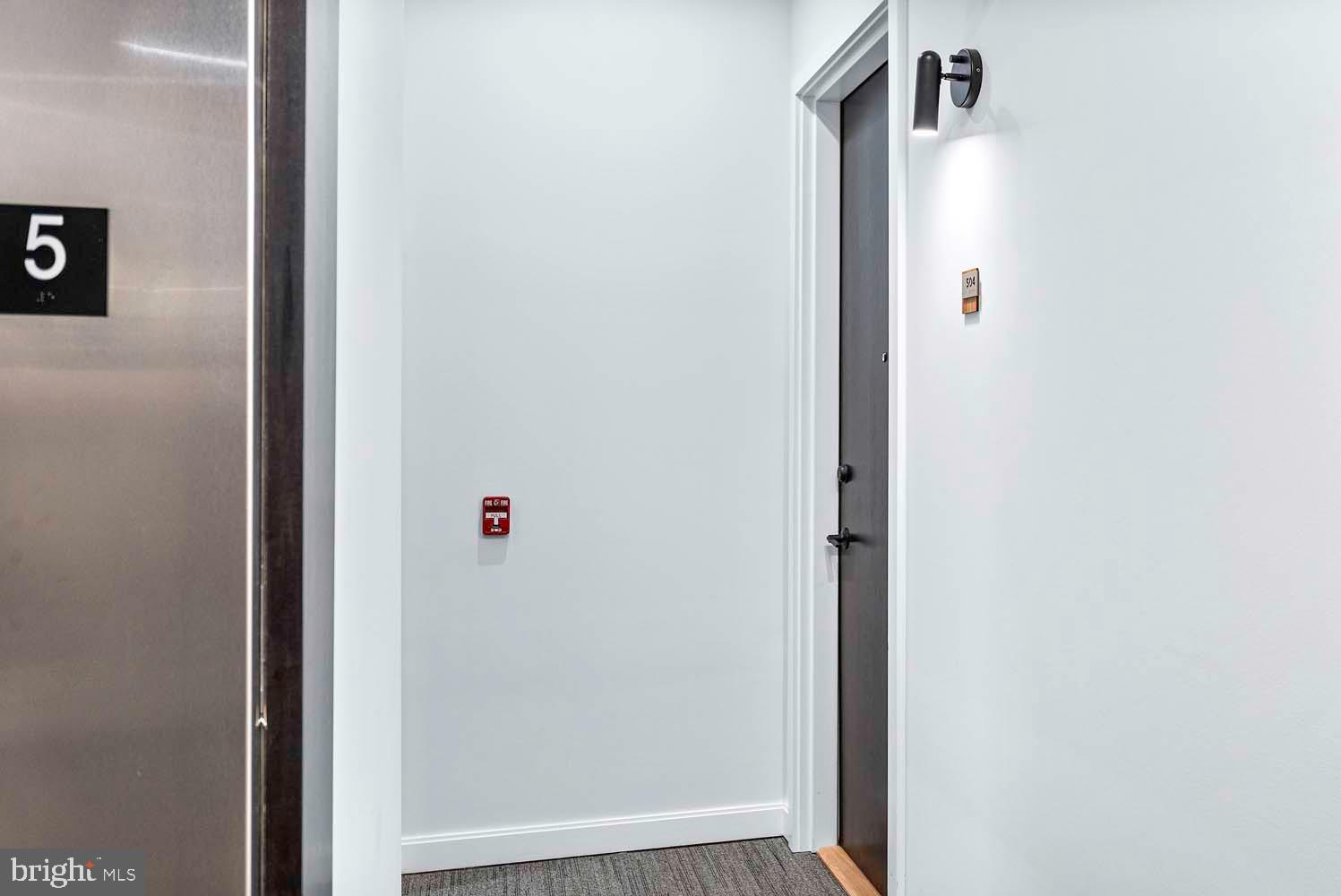 2525 Pennsylvania AVENUE NW Unit: PH 504