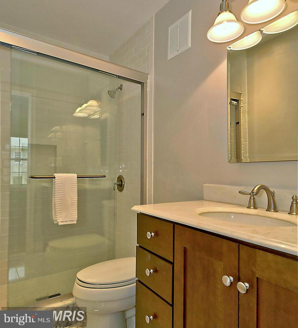 1600 Belmont STREET NW Unit: D