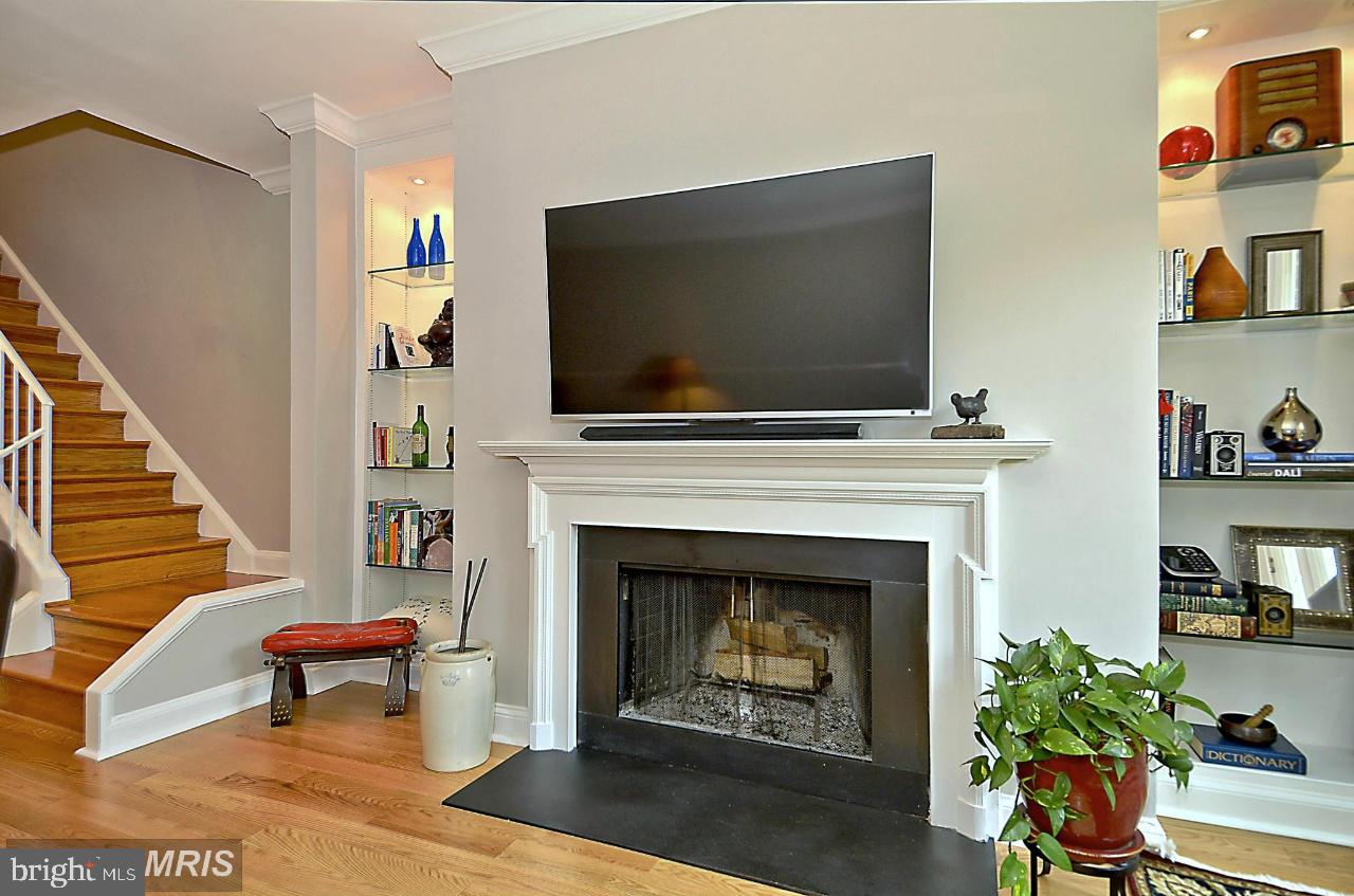1600 Belmont STREET NW Unit: D