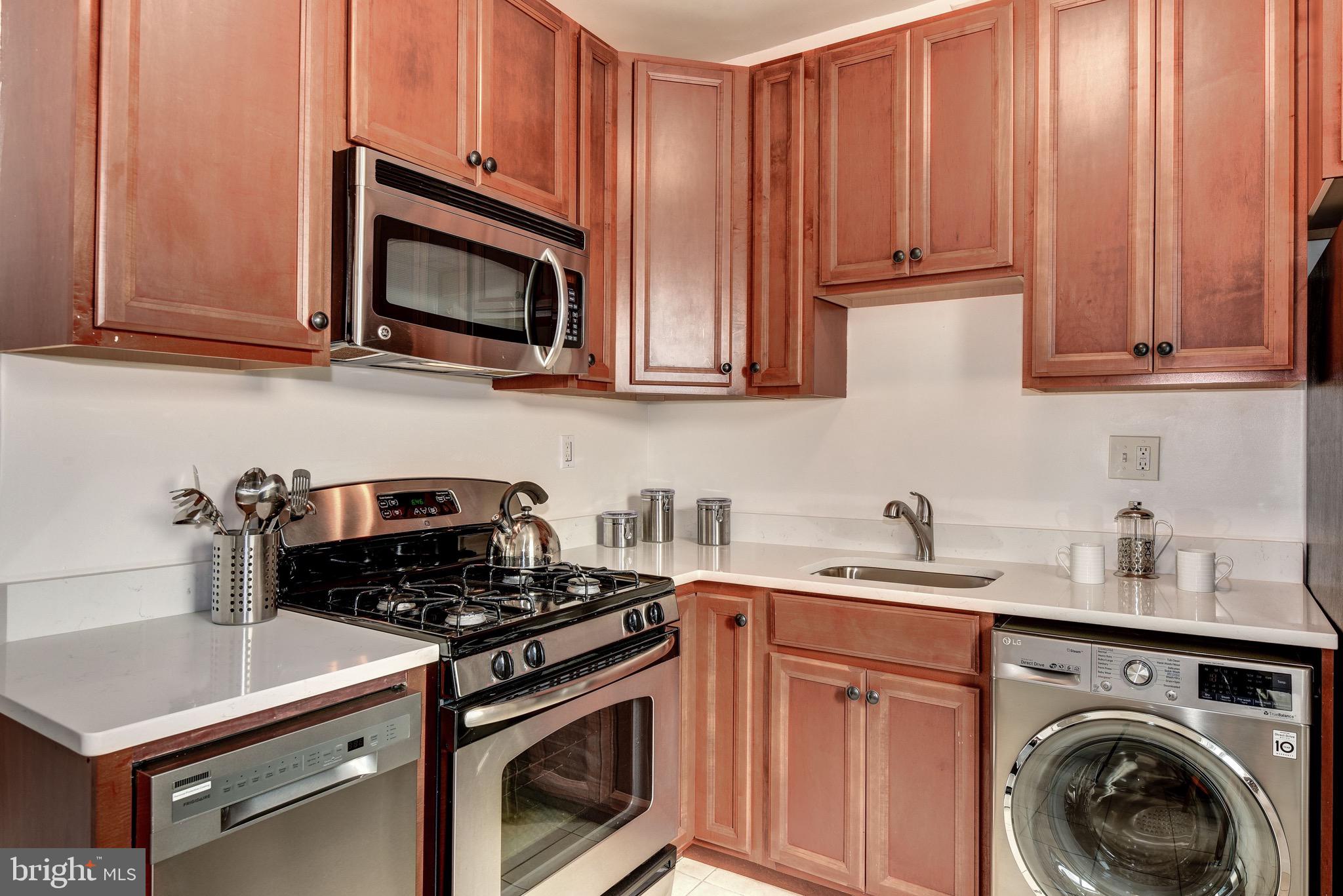 3022 R STREET NW Unit: 2