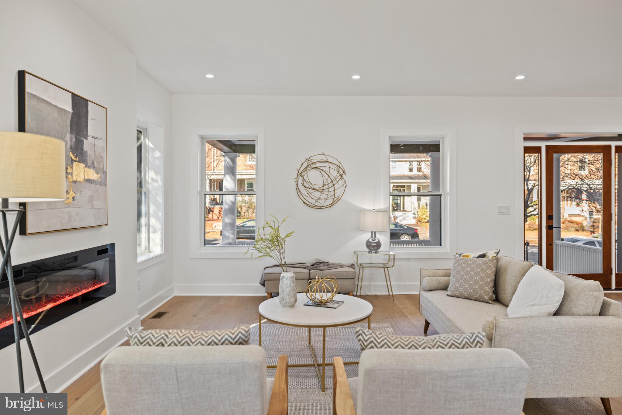 1312 Gallatin St NW