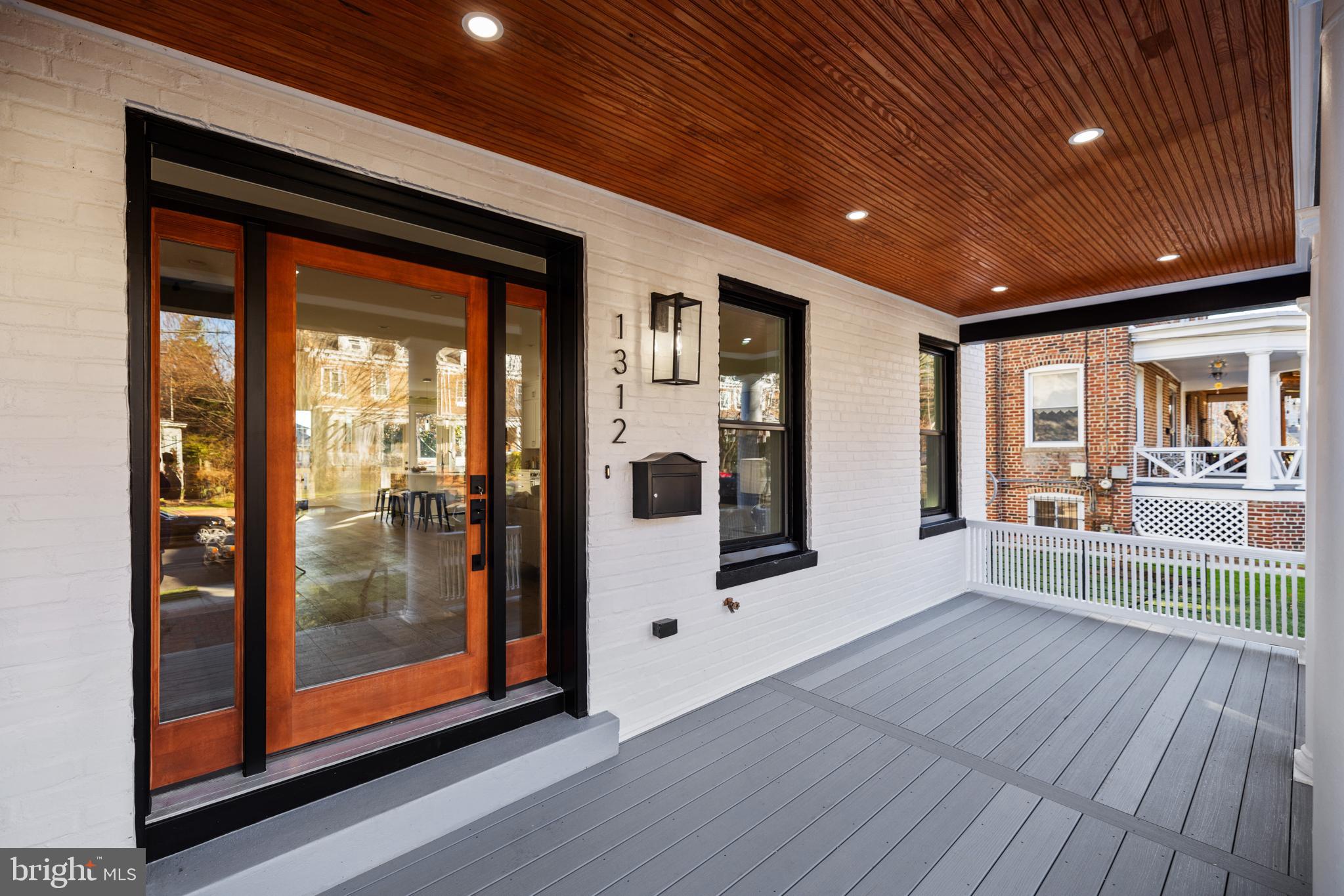 1312 Gallatin St NW