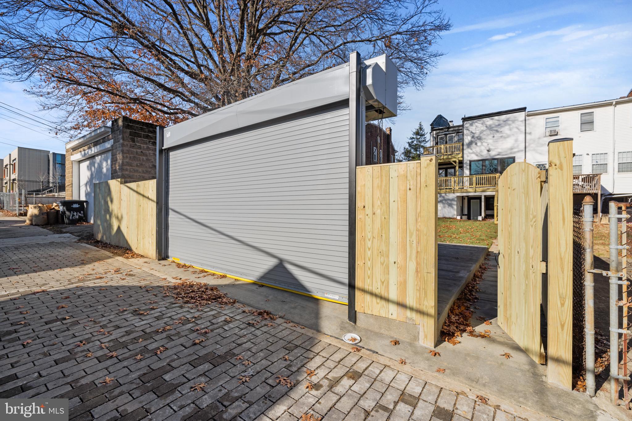 1312 Gallatin St NW
