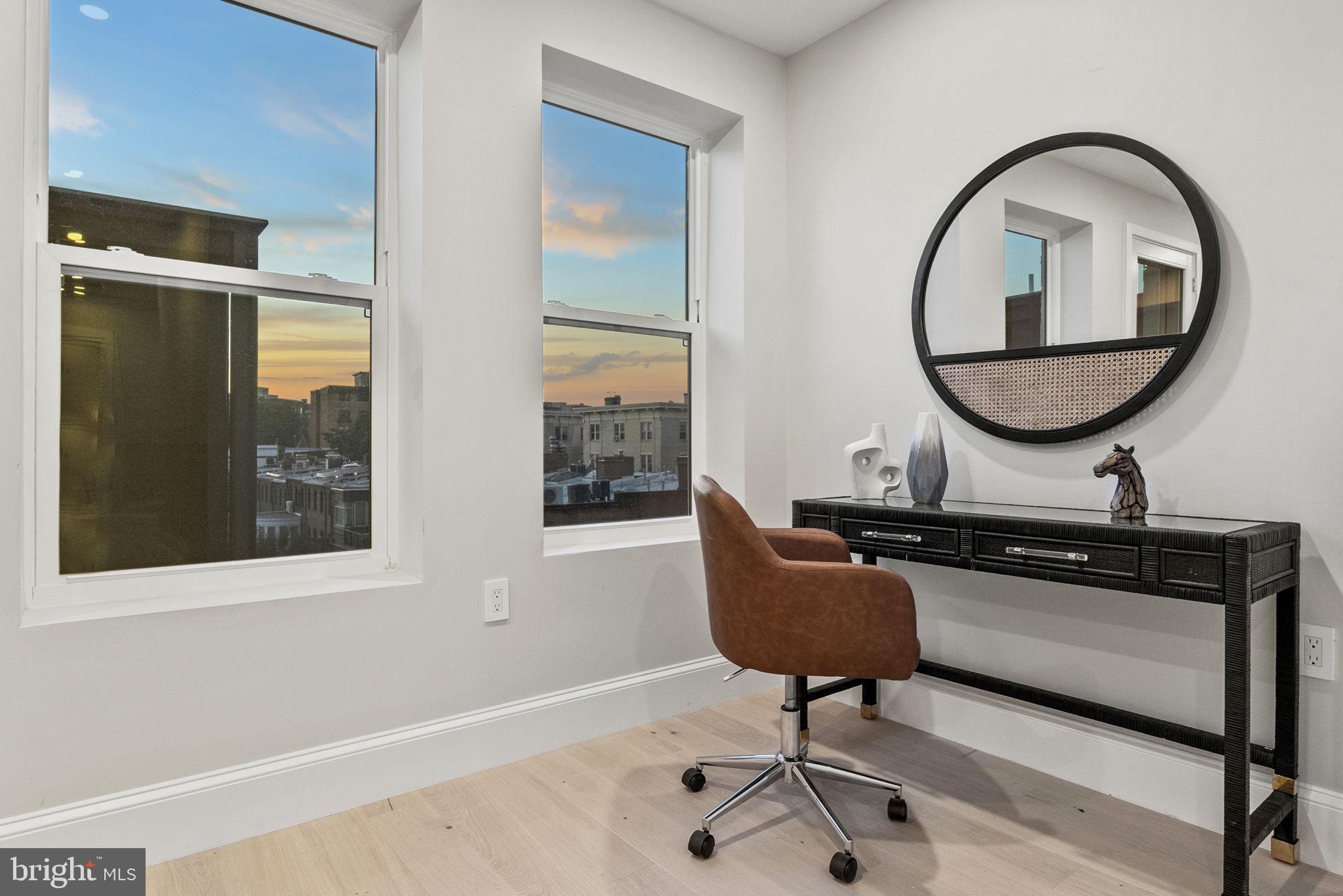 1708 16th STREET NW Unit: 5