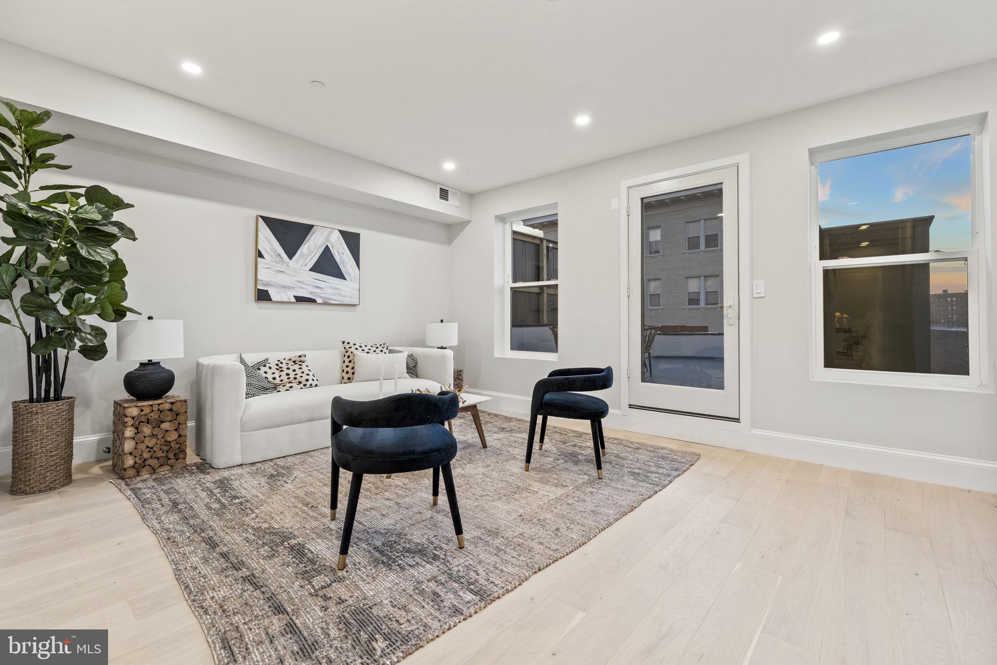 1708 16th STREET NW Unit: 5