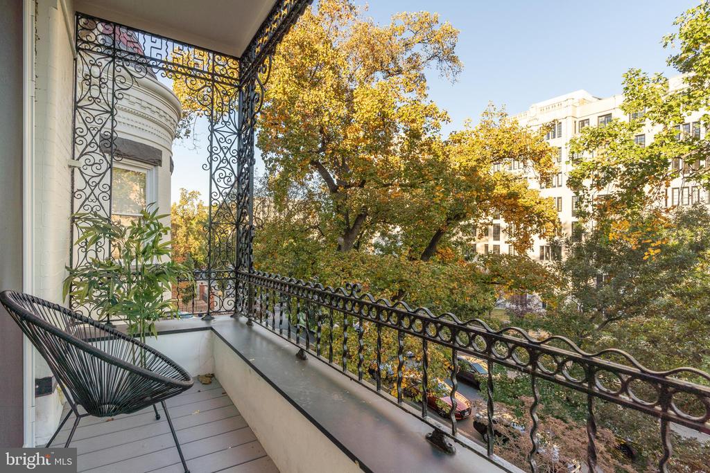 1708 16th STREET NW Unit: 5