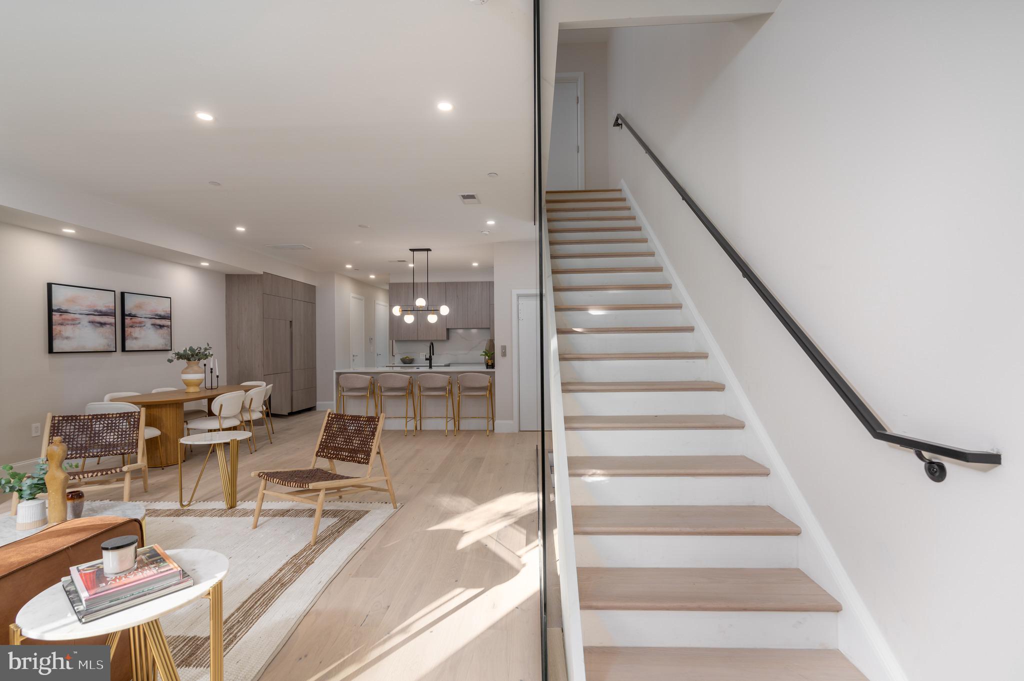 1708 16th STREET NW Unit: 5