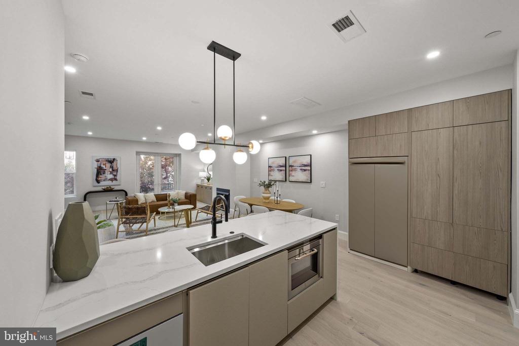 1708 16th STREET NW Unit: 5
