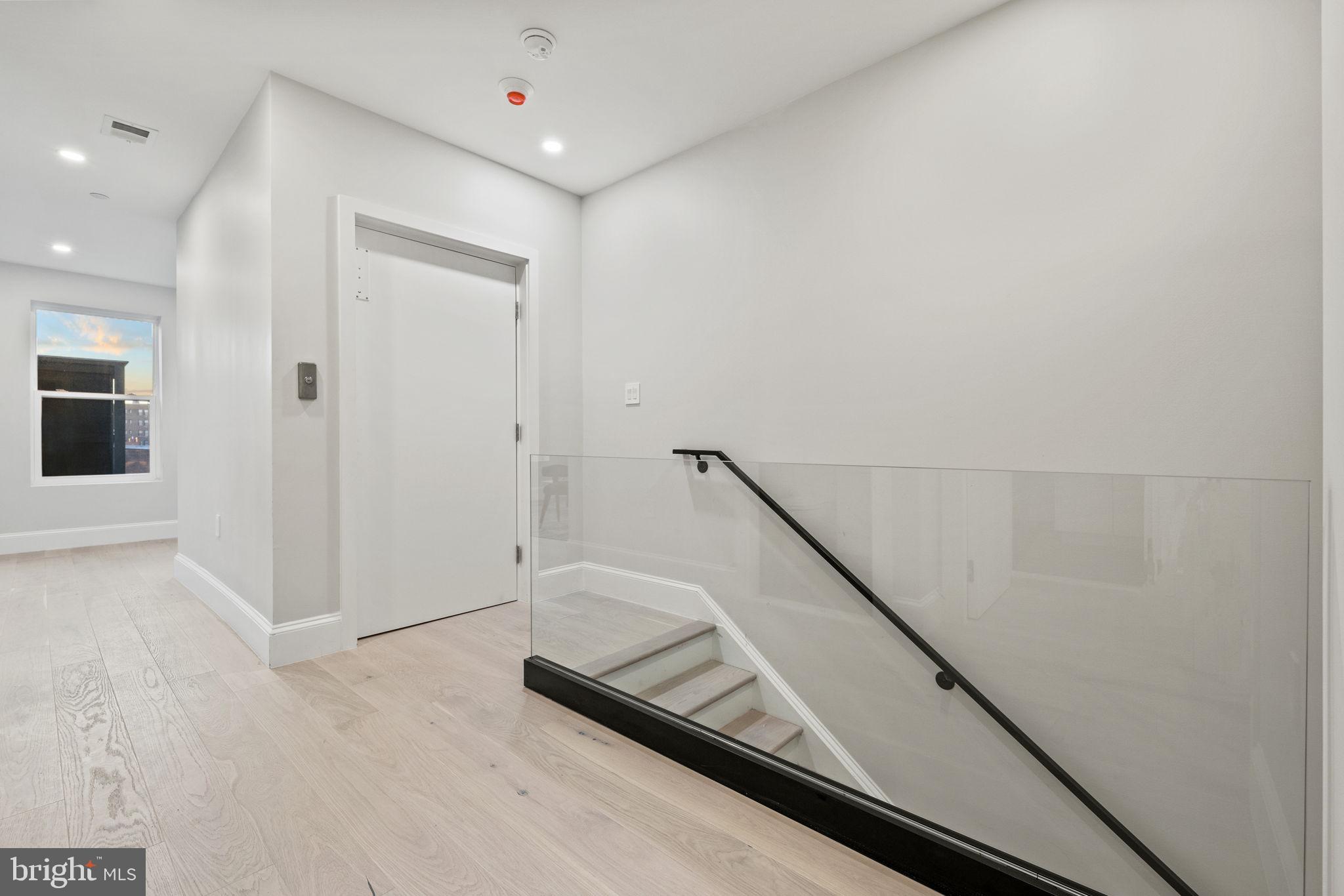 1708 16th STREET NW Unit: 5