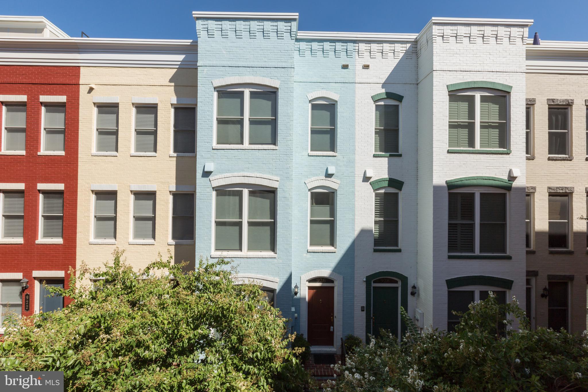 926 4th Street SE
