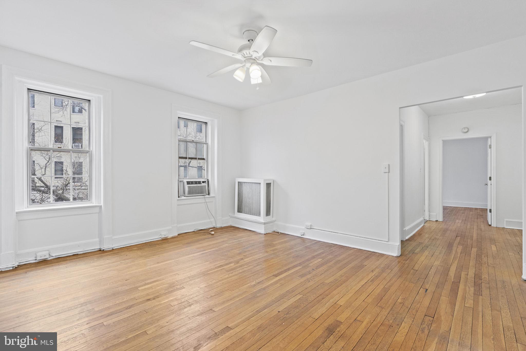 2227 20th Street NW Unit: 302