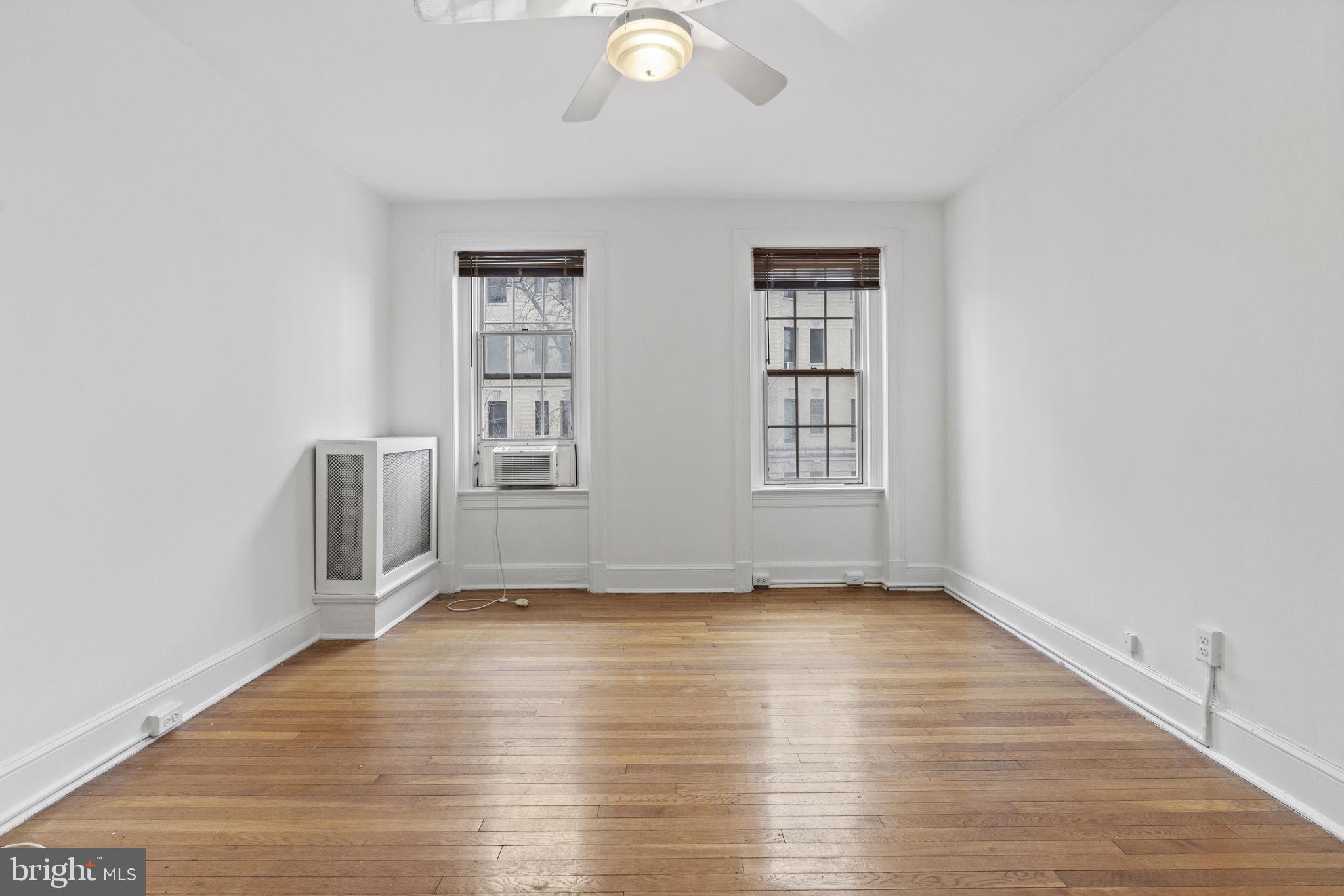 2227 20th Street NW Unit: 302