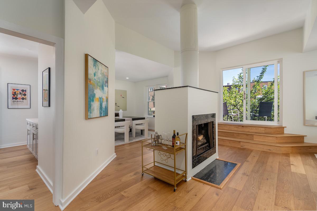 1831 California St NW #30