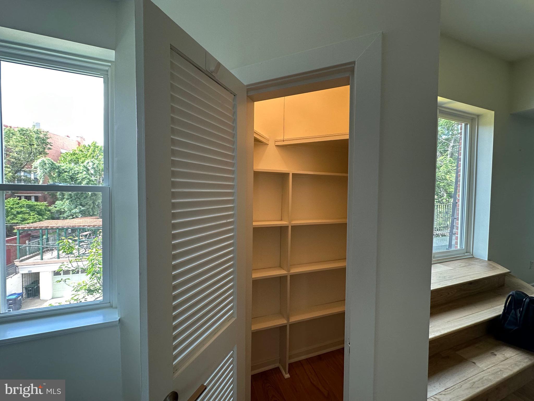 1831 California St NW #30