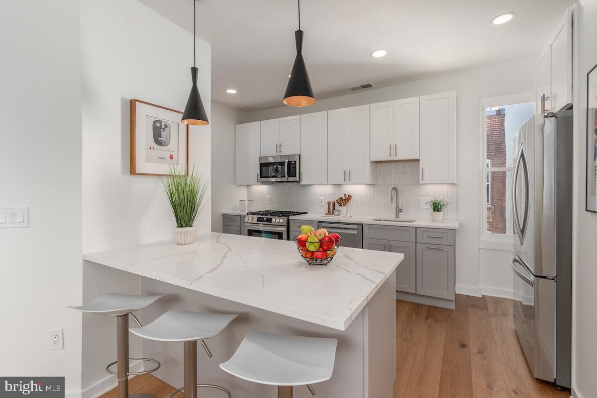 1831 California St NW #30