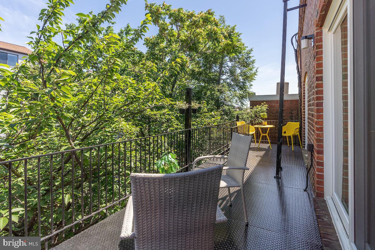 1831 California St NW #30