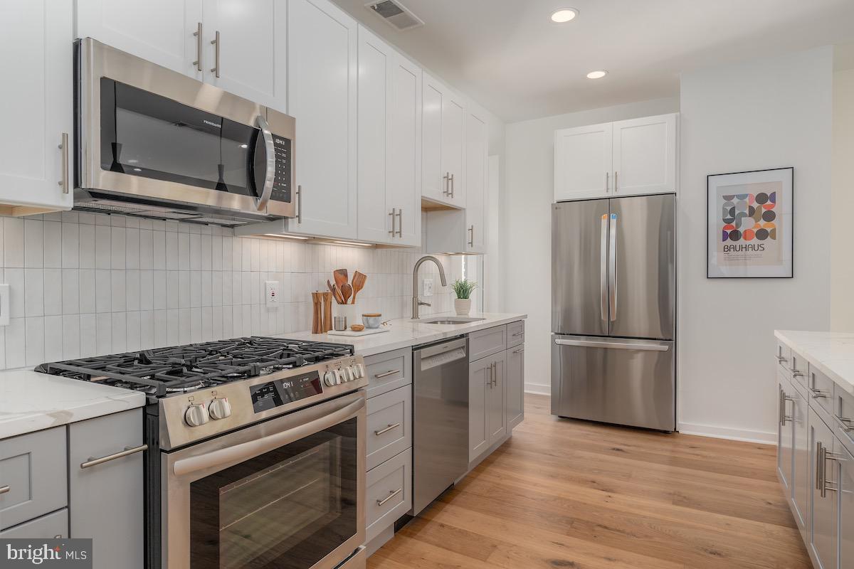 1831 California St NW #30