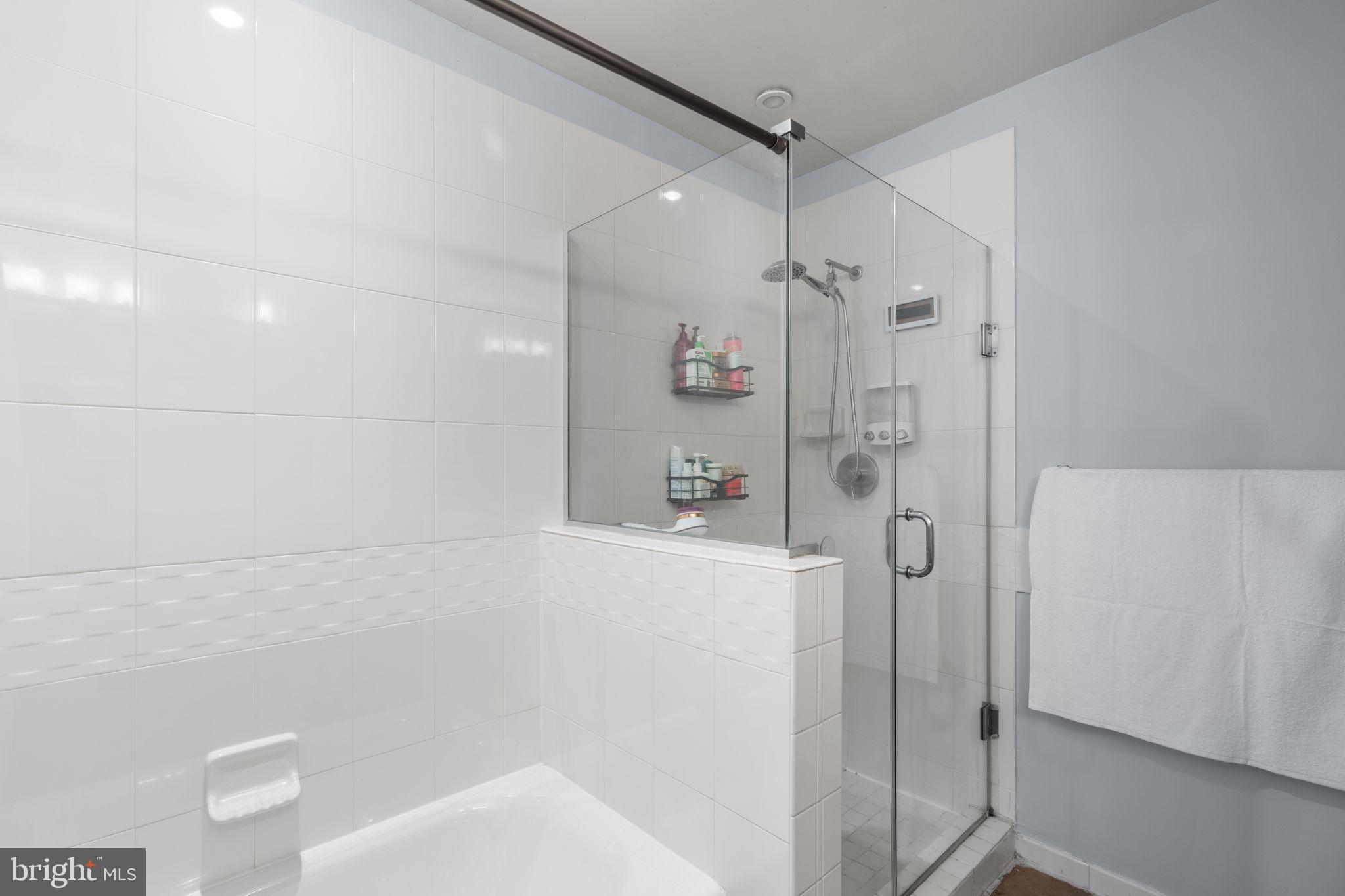 929 Florida Avenue NW Unit: 1006