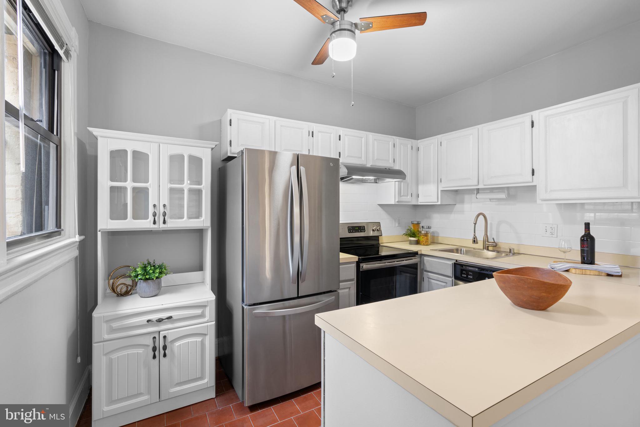 637 3rd Street NE Unit: 102
