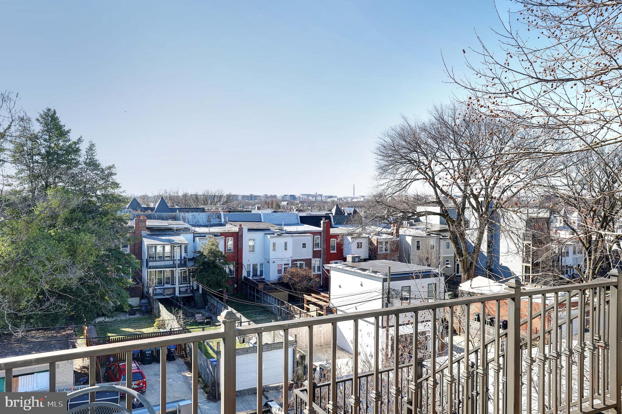 42 W St NW #3