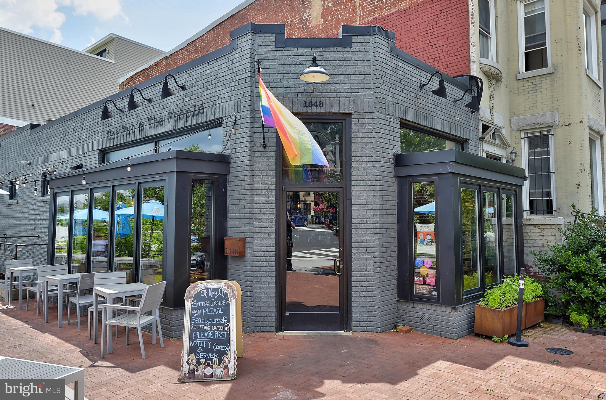 42 W St NW #3