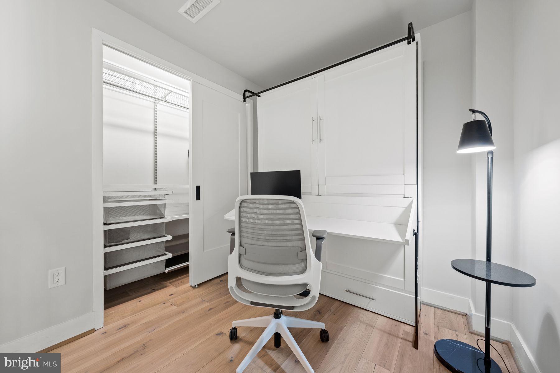 1300 4th Street SE Unit: 502